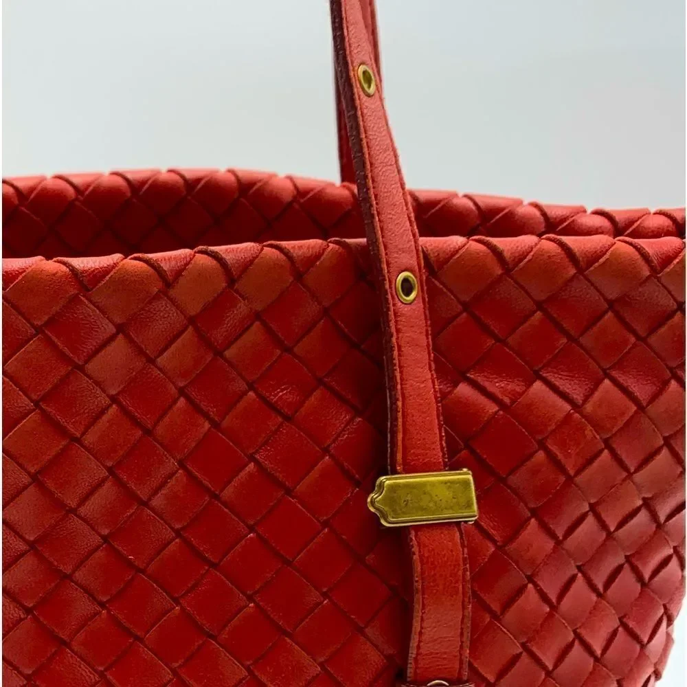 Auth Bottega Veneta Red Intrecciatp Napa Leather Tote Shoulder Bag Preloved